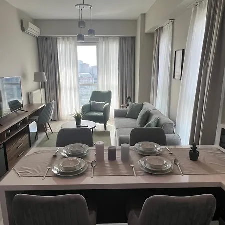 Apartment Enjoy The Tranquility With A Charming View Of The *